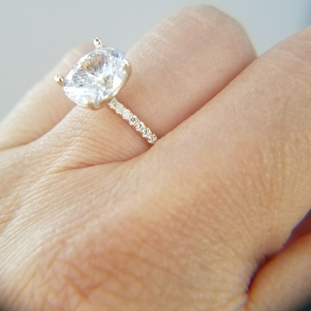 Custom made 14K yellow Gold 2.5ct Oval Engagement Ring